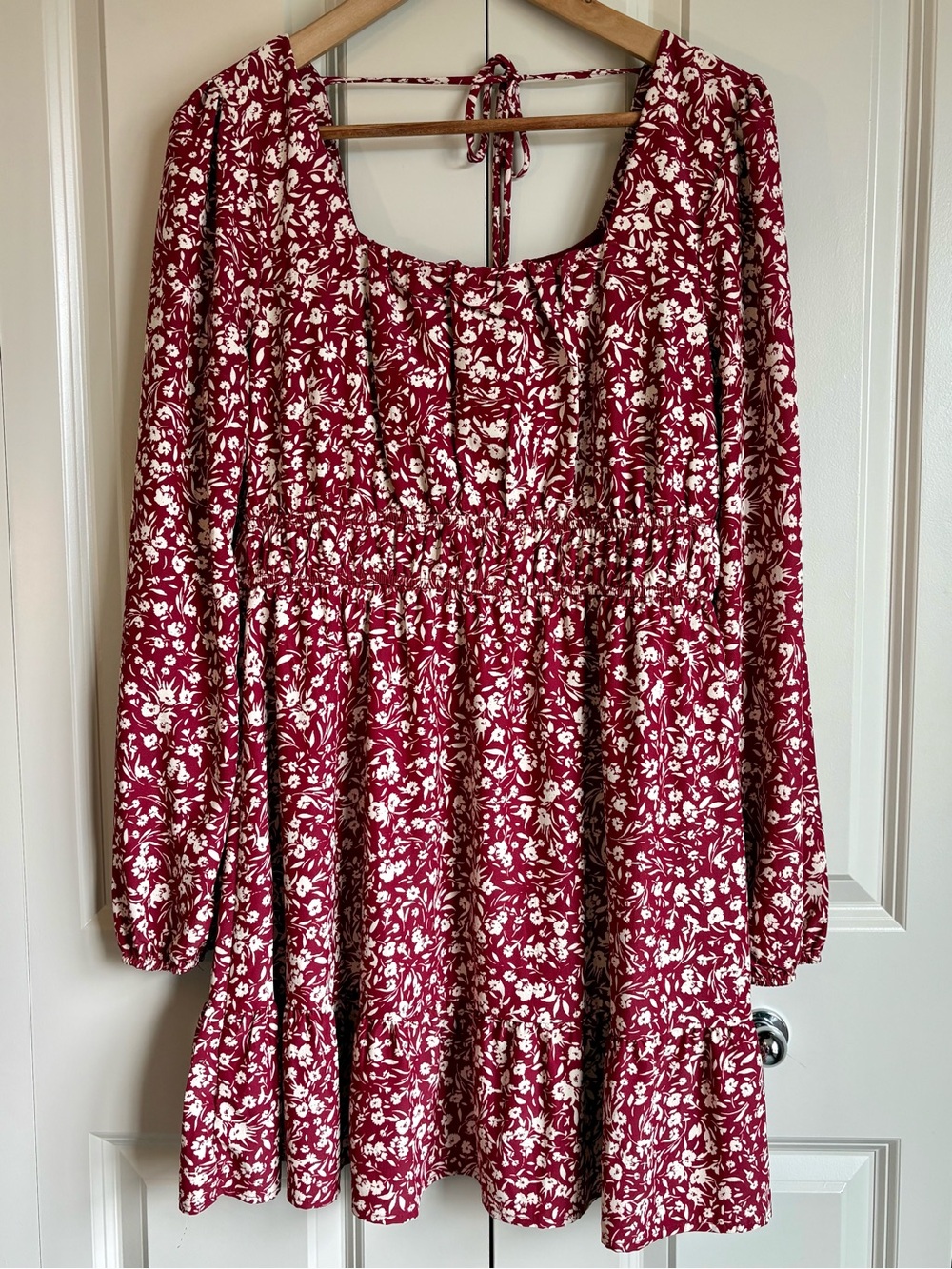 Altar’d State Burgundy Floral Long Sleeve Boho Chic Mini Dress Size Large